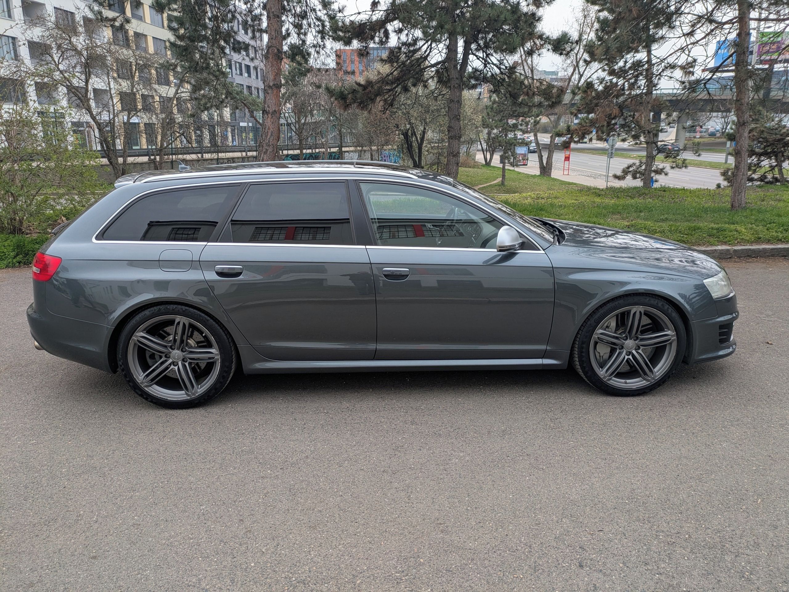 Audi RS6, Autorizovaný servis, ČR, 1.maj - fotka 3