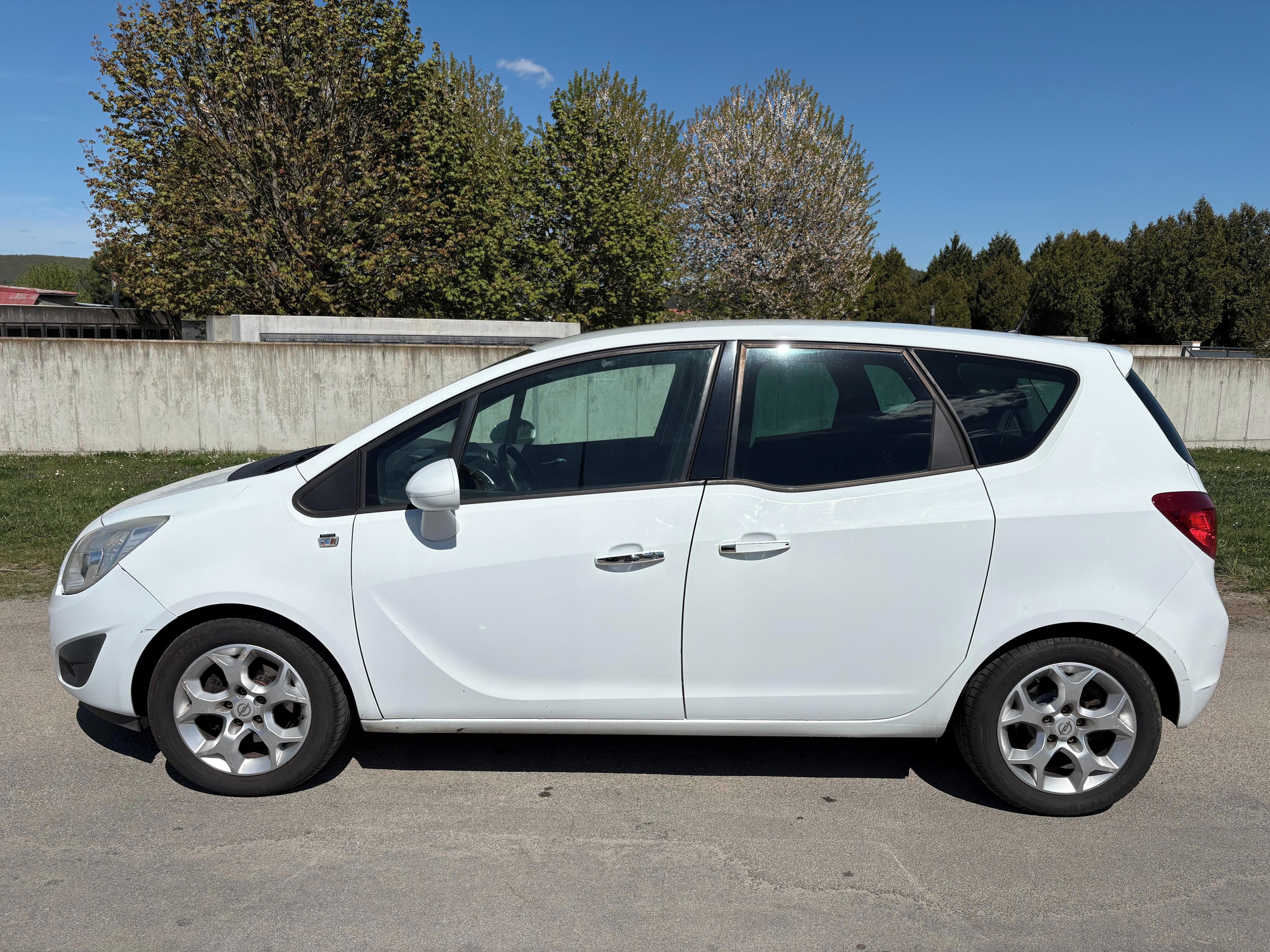 Opel Meriva, 1.4Turbo 88kW Nová STK ČR - fotka 3