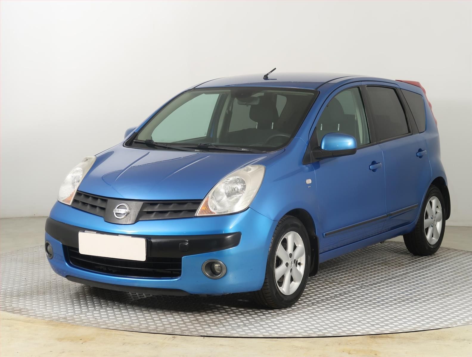 Nissan Note, 1.4, Automatická klima - fotka 2