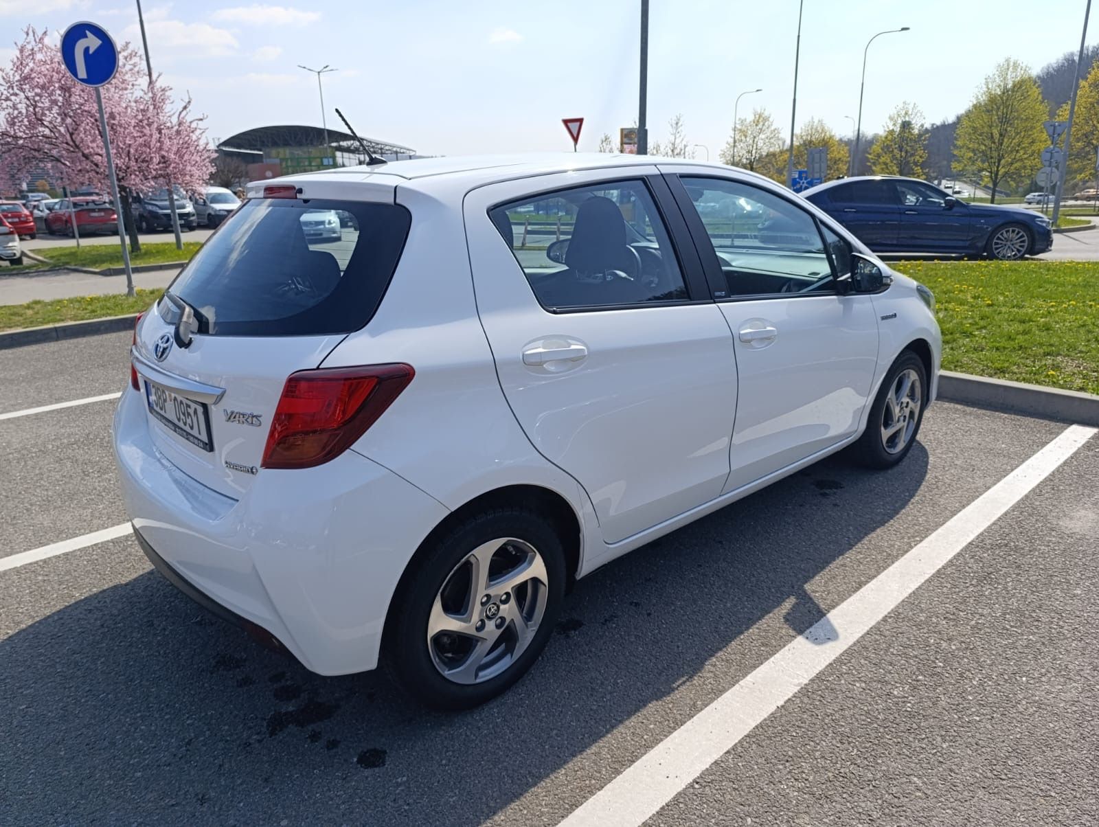 Toyota Yaris, Nová STK, krásný stav - fotka 5