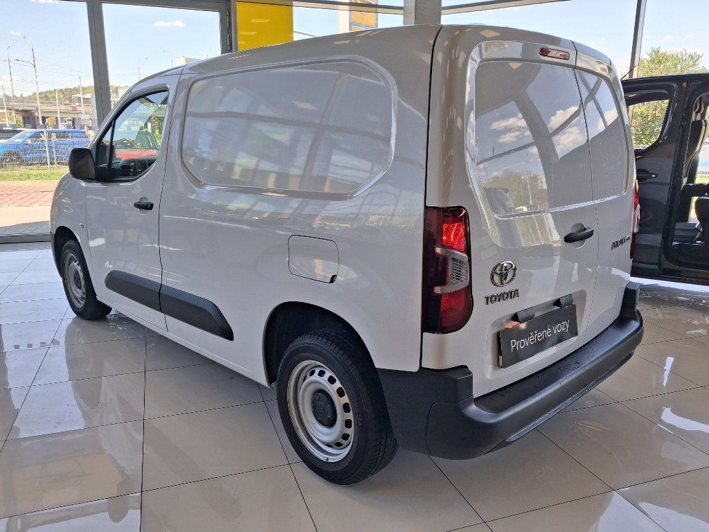 Toyota Proace City, 1.5D 75kW 2024 - fotka 4