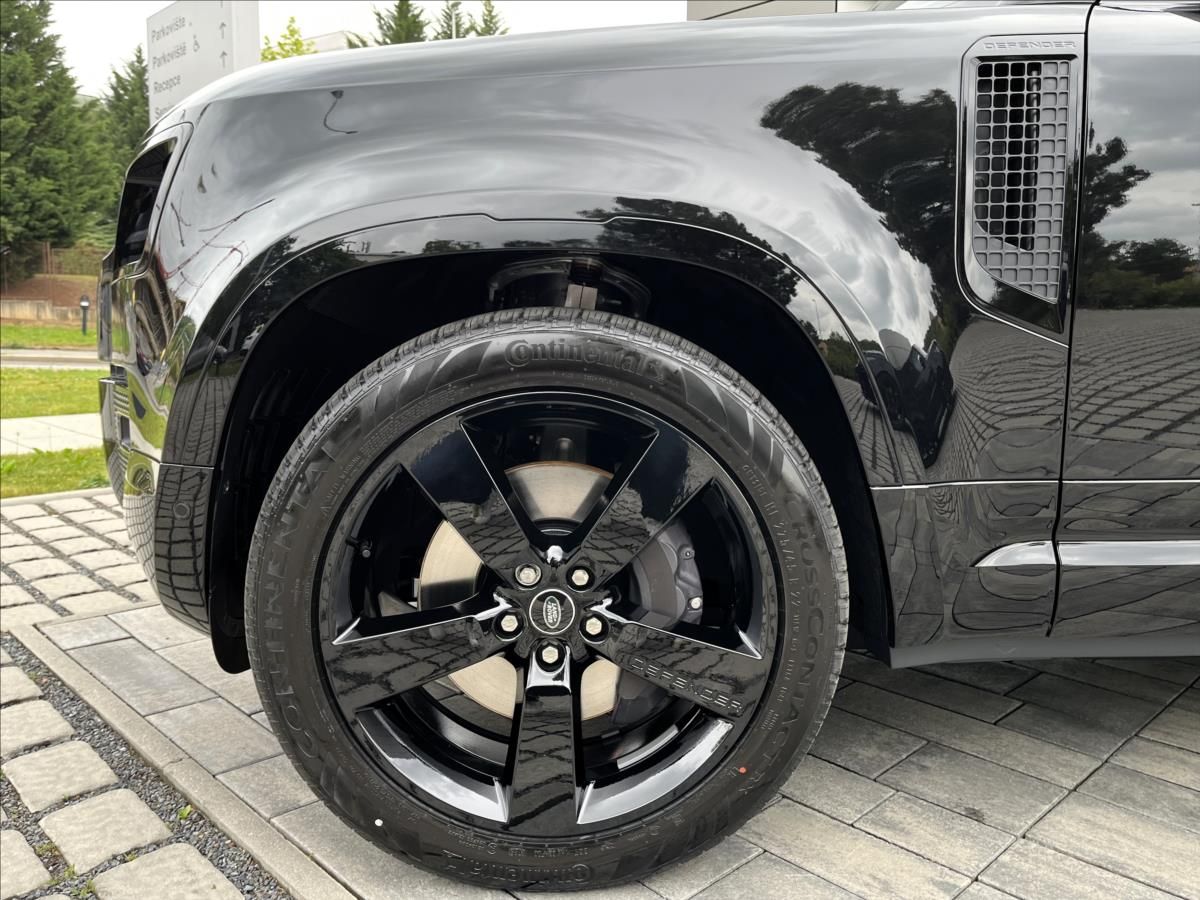 Land Rover Defender, 110 D350 X-DYNAMIC HSE - fotka 3