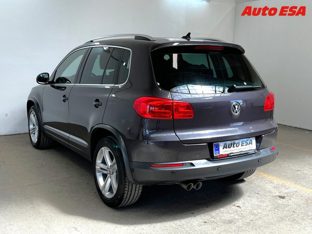 Volkswagen Tiguan, 2.0 TDi,navi,+kola - fotka 6