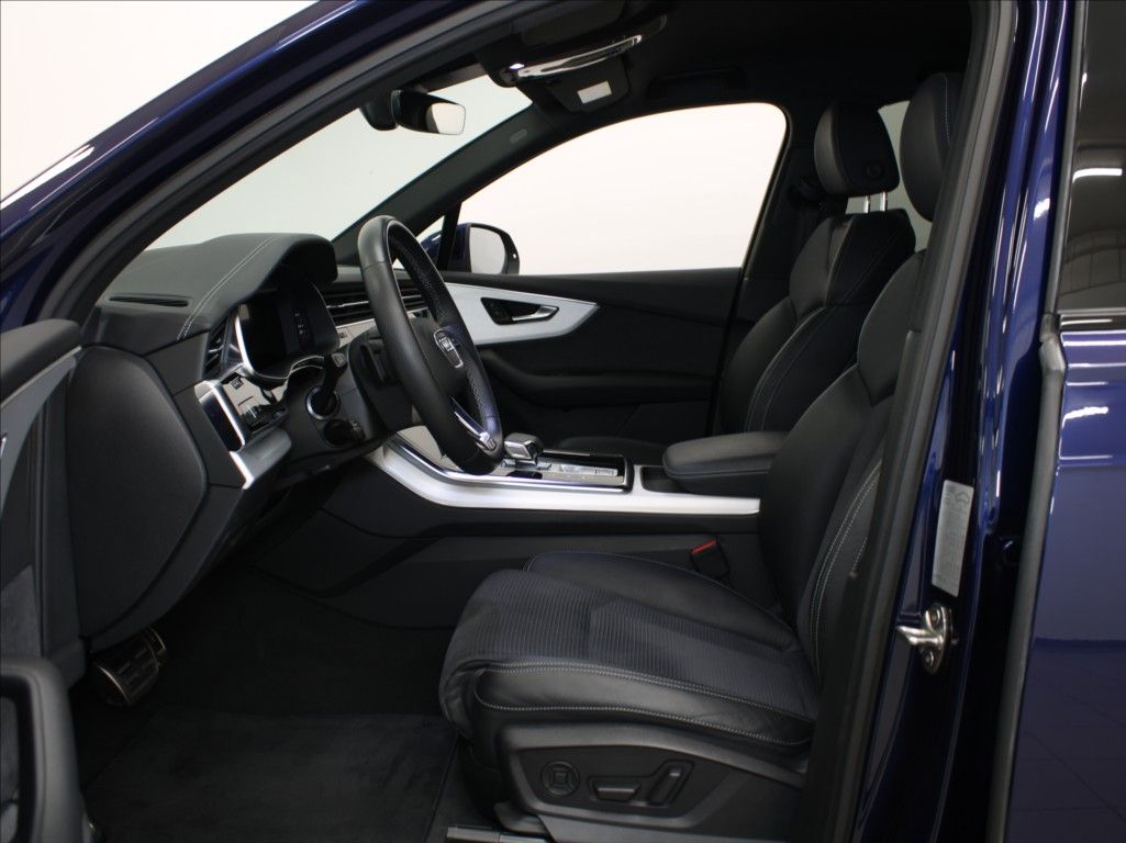 Audi Q7, 3,0 50TDi S-Line 44tkm. ČR - fotka 6