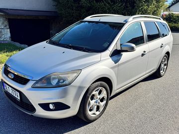 Ford Focus 1.6 BA+LPG + zimáky