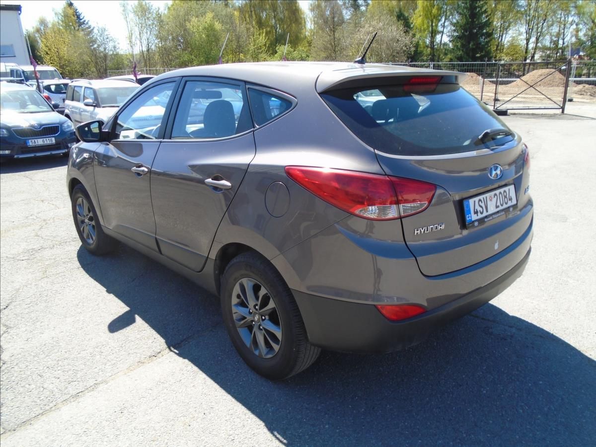 Hyundai ix35, 1,6   1.6 BENZIN-99KW - fotka 2