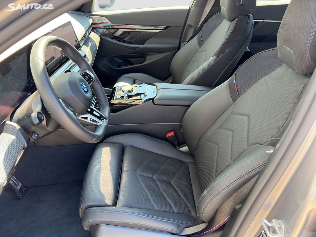 BMW 523 2025 desde República Checa