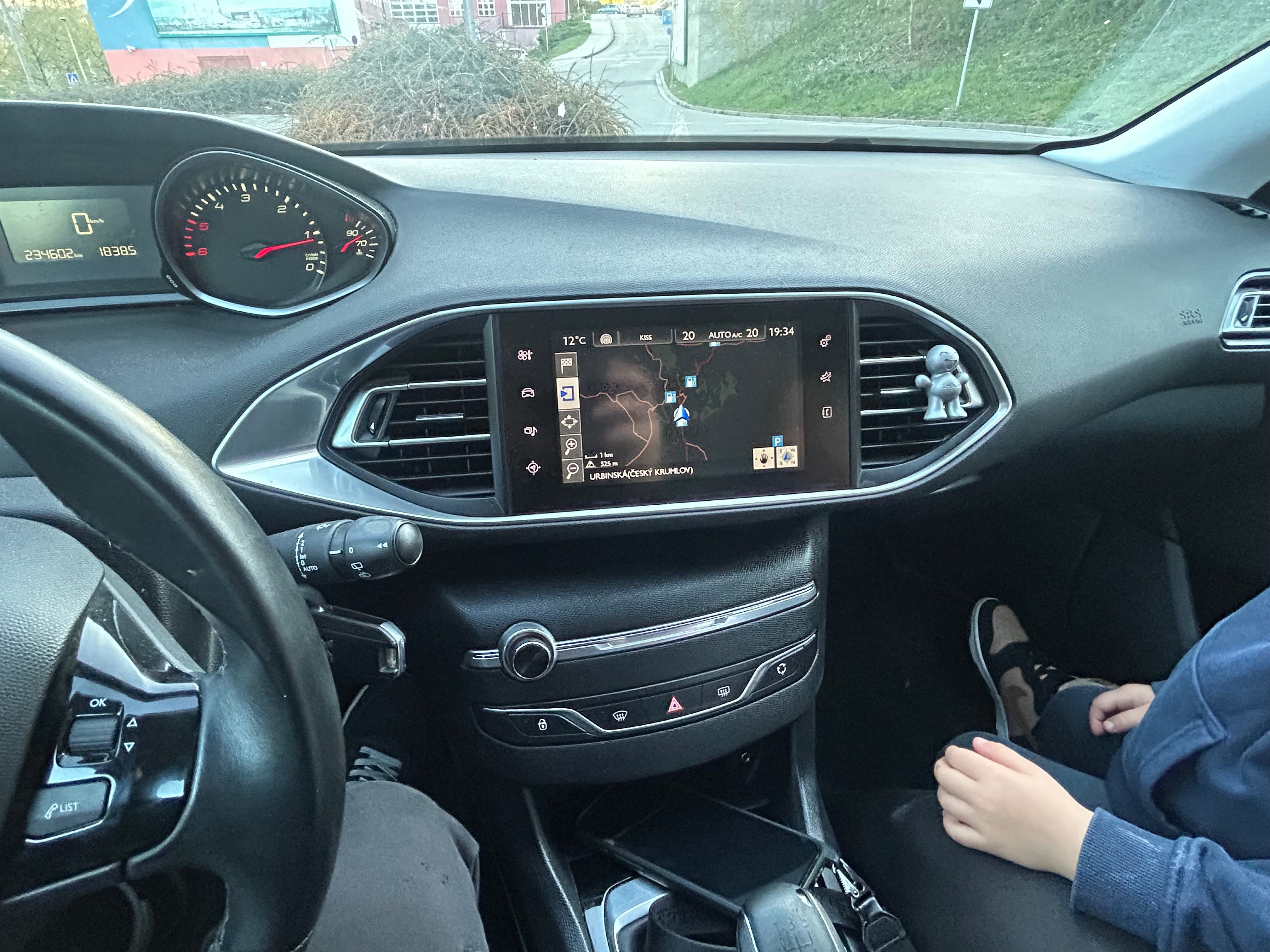 Peugeot 308 - fotka 6