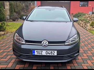 VW GOLF
