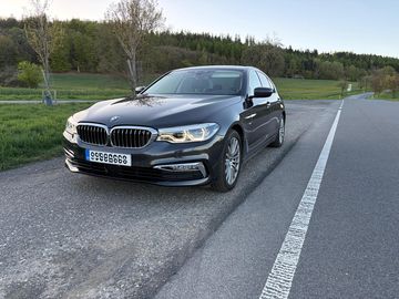 BMW 530i xDrive luxury line
