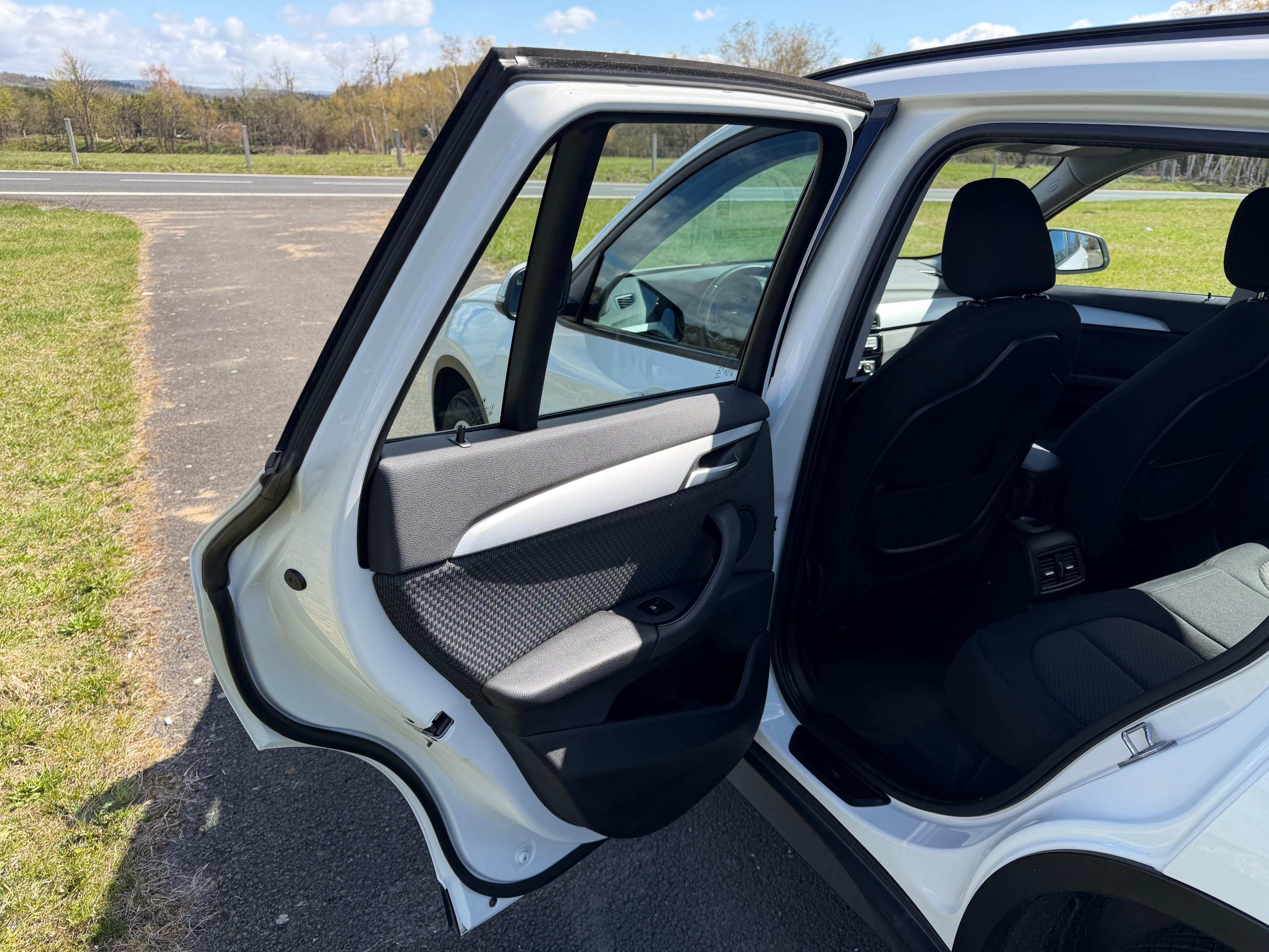 BMW X1, sDrive 18i - fotka 6