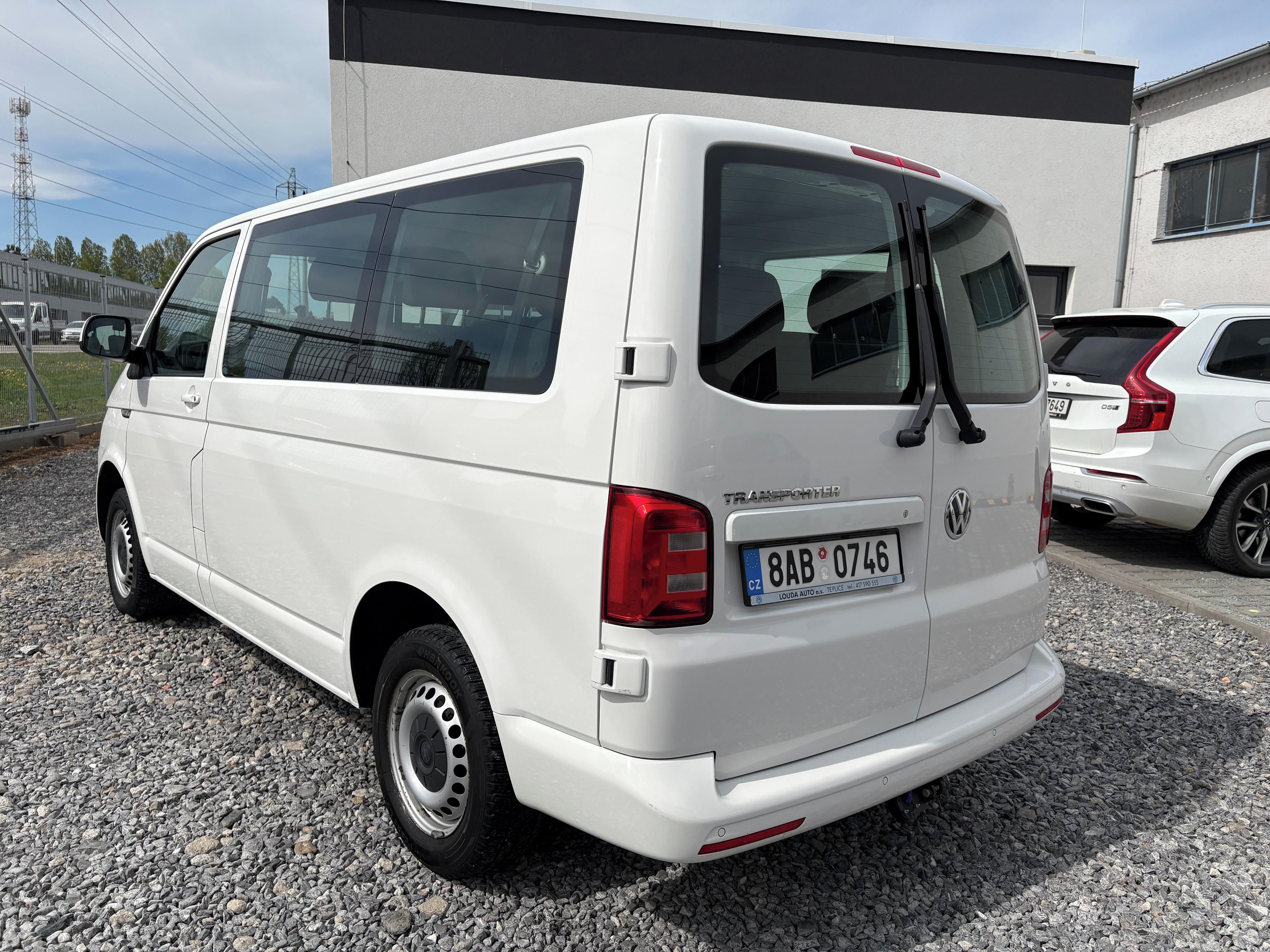 Volkswagen Transporter, 2.0TDi 8míst - fotka 6