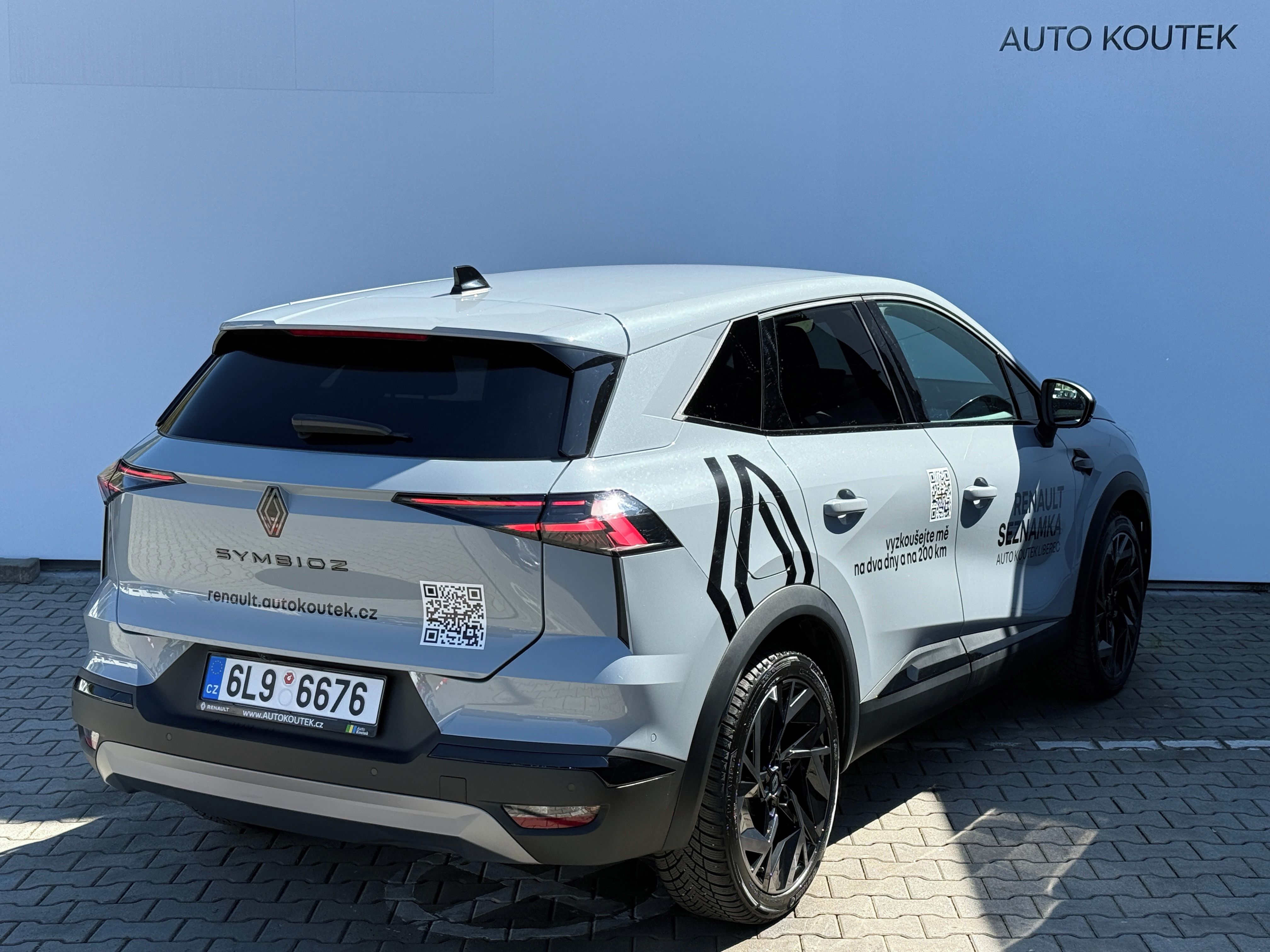 Renault Symbioz, Esprit Alpine mild hybrid 140 - fotka 2
