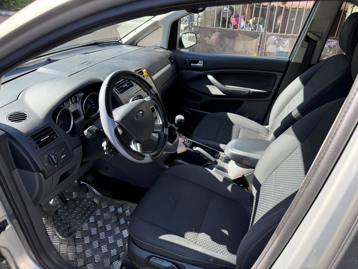 Ford C-MAX, Titanium, 1.8 TDCi, původ ČR - fotka 6