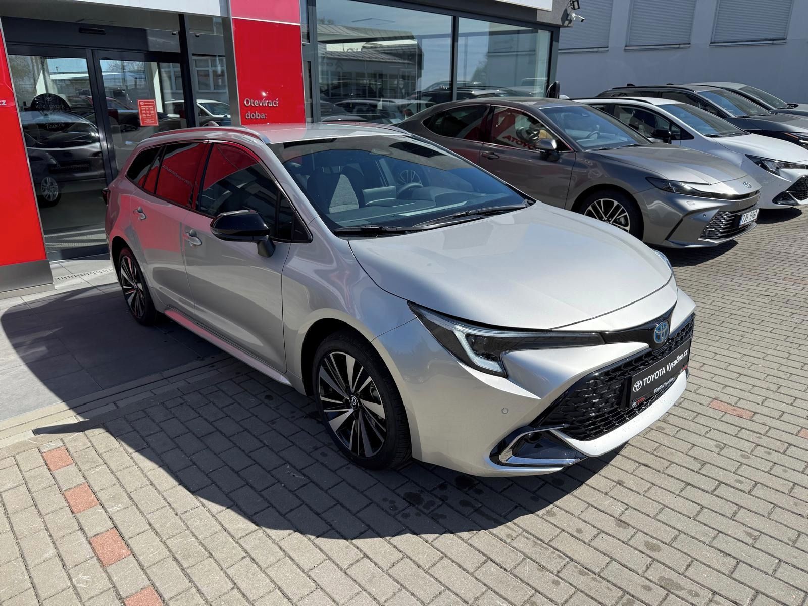 Toyota Corolla, 1.8HEV 140PS Style - fotka 3