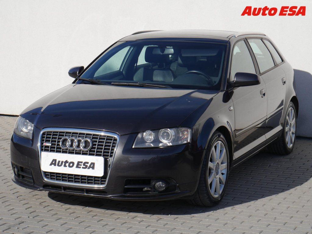 Audi A3, 2.0 TDI - fotka 3