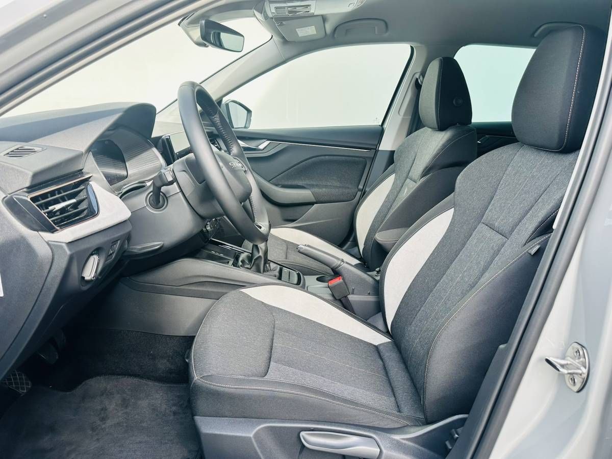 Škoda Scala, Top Selection 1,0 TSI 85kW MT6 - fotka 6