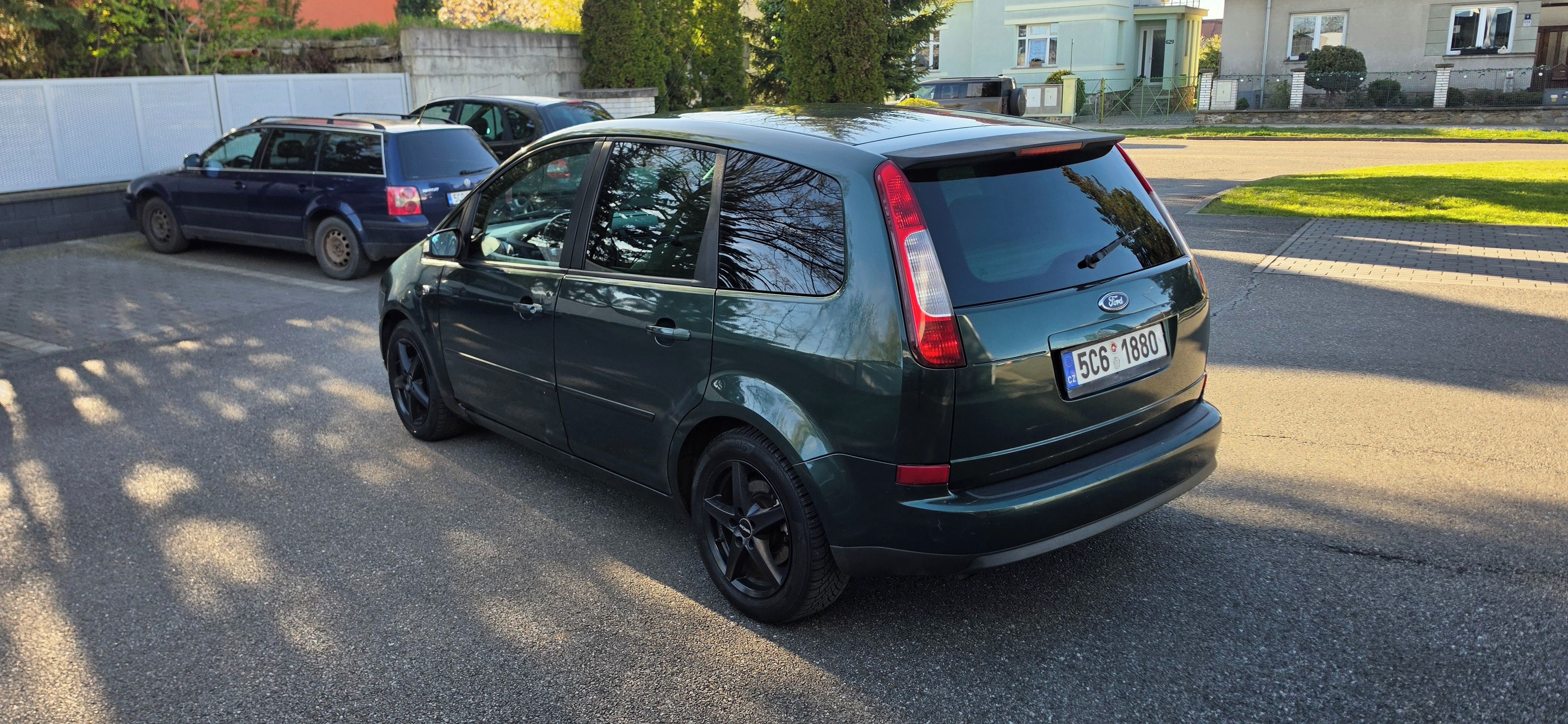 Ford C-MAX, GHIA,2.0 TDCi 100kW,bez koroze - fotka 5