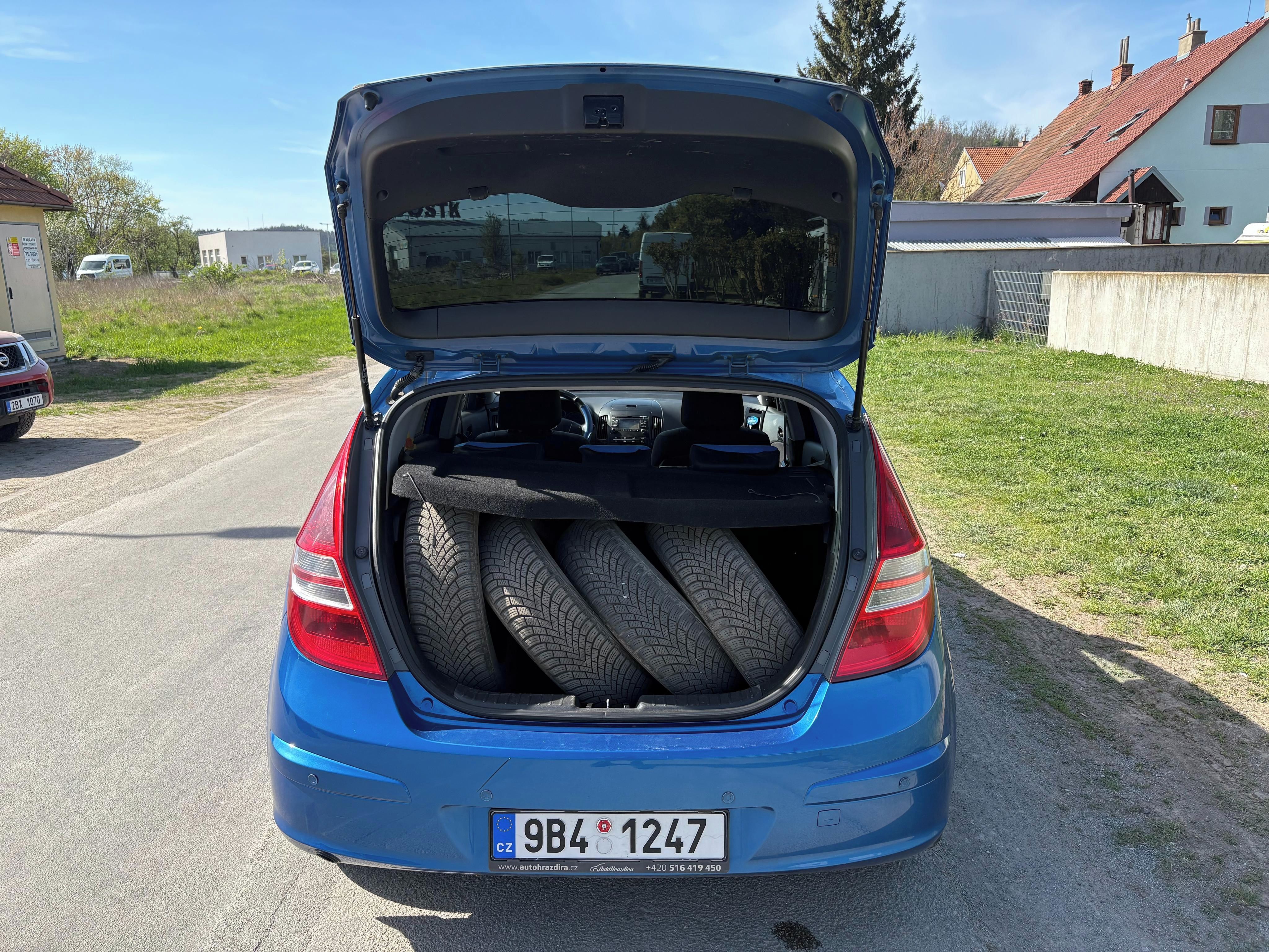 Hyundai i30, 1.4i - 80kW Nová STK ČR - fotka 6