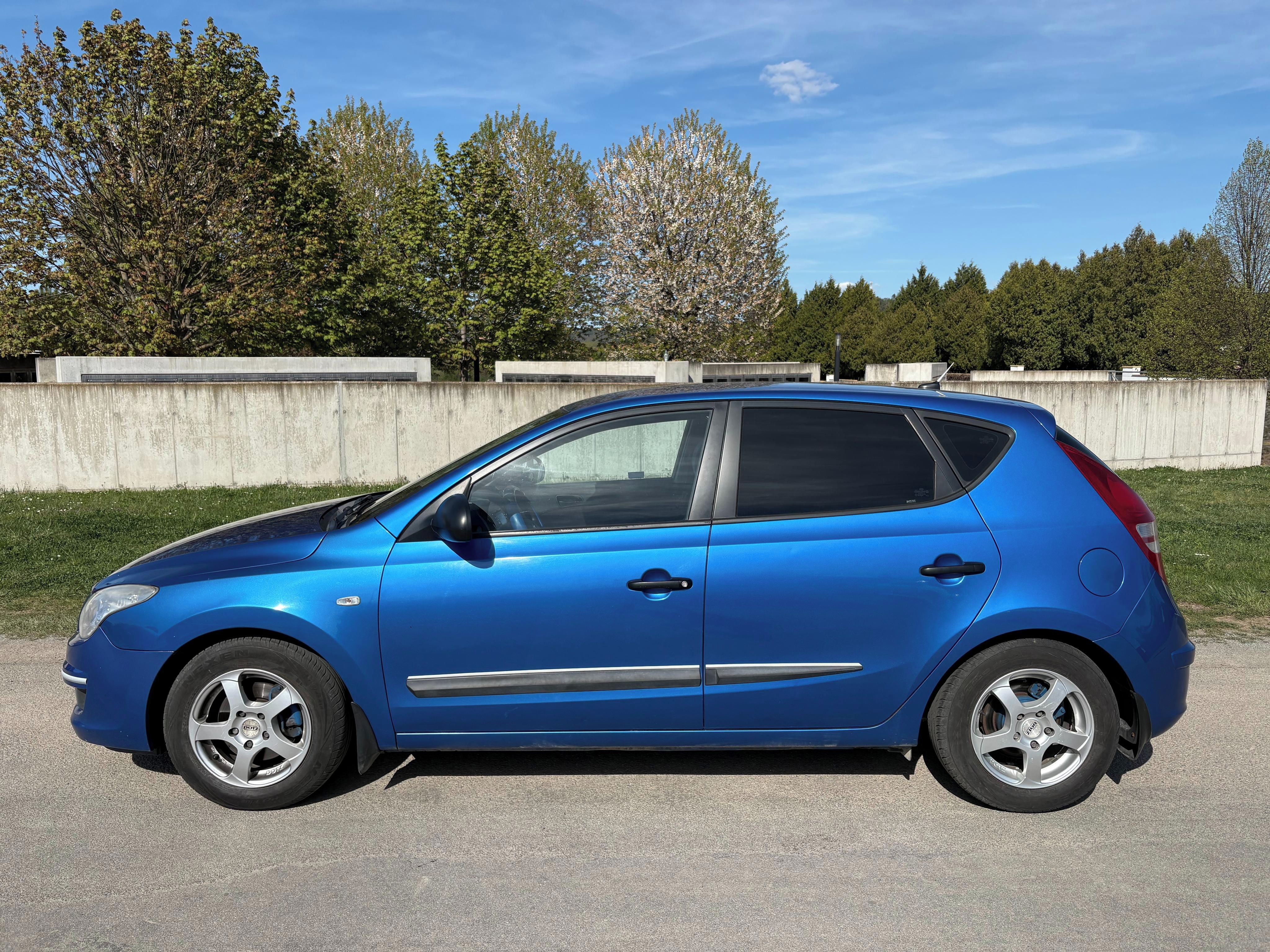 Hyundai i30, 1.4i - 80kW Nová STK ČR - fotka 3