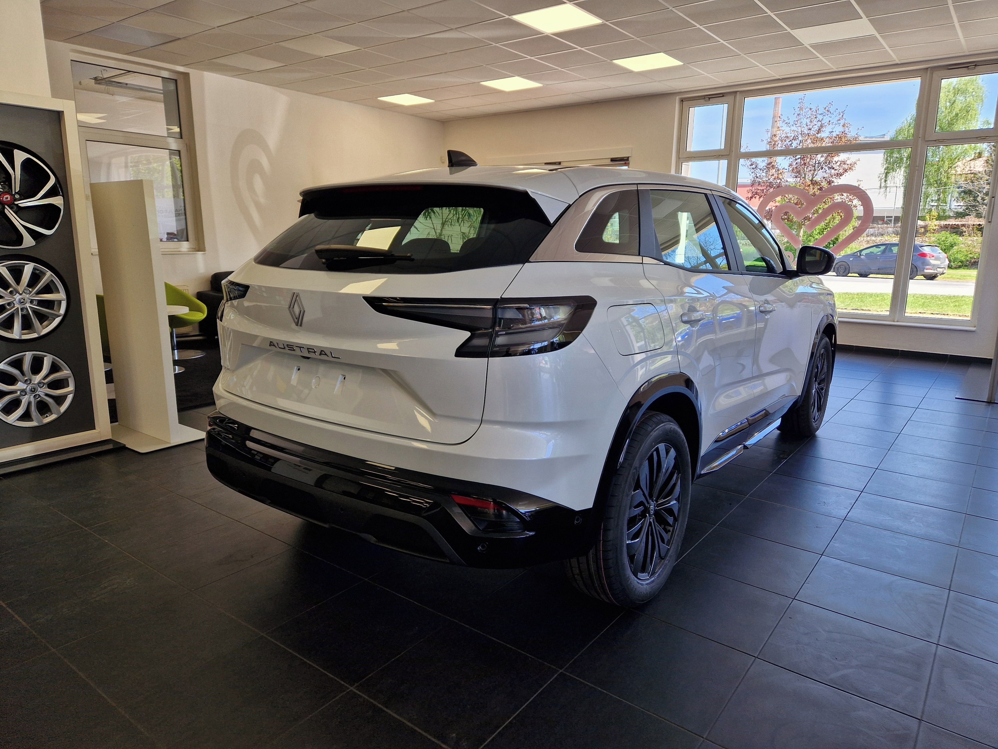 Renault Austral, evolution mild hybrid 150 auto - fotka 4