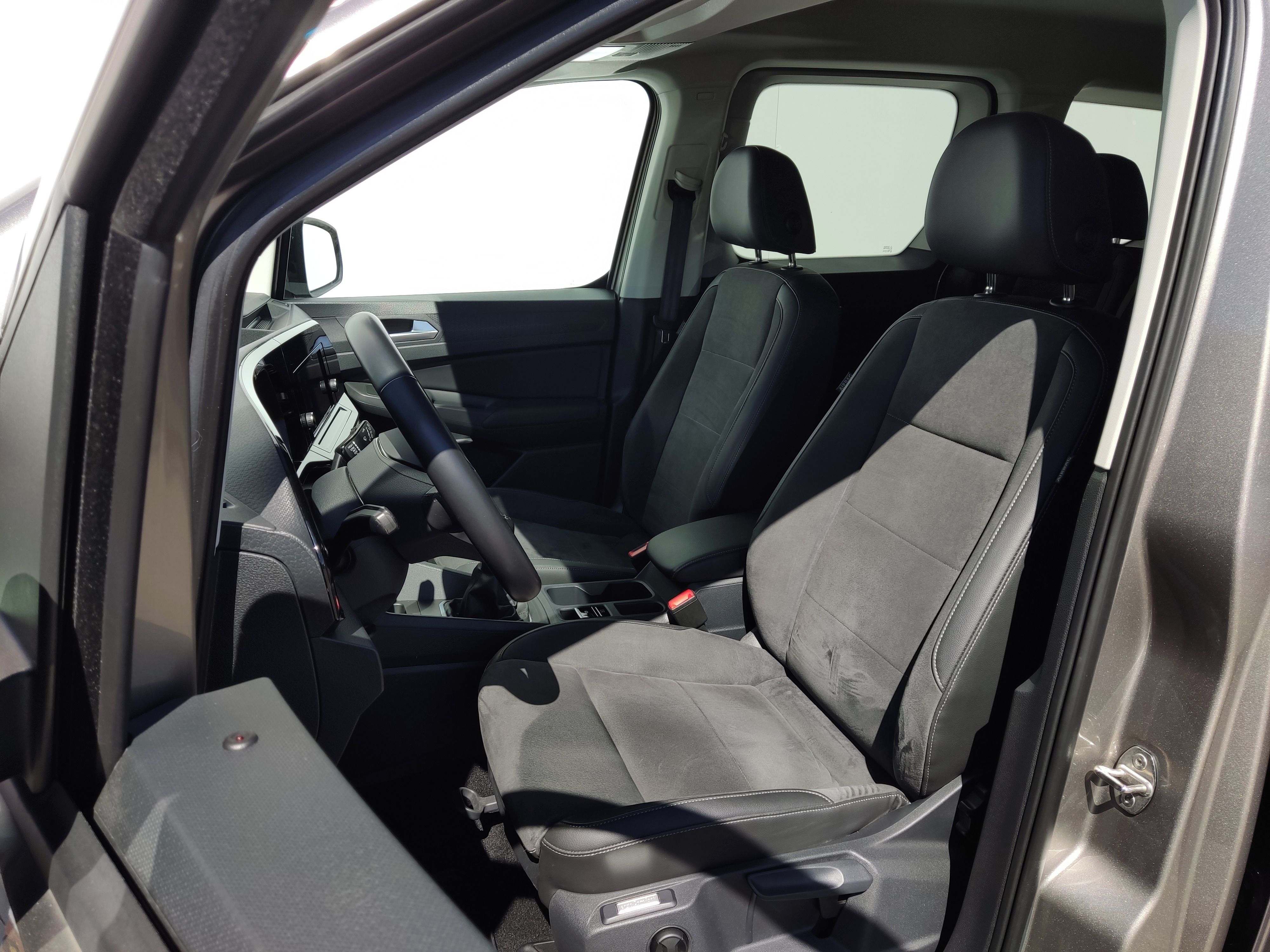 Volkswagen Caddy, 2.0 TDI 90 kW Style - fotka 6