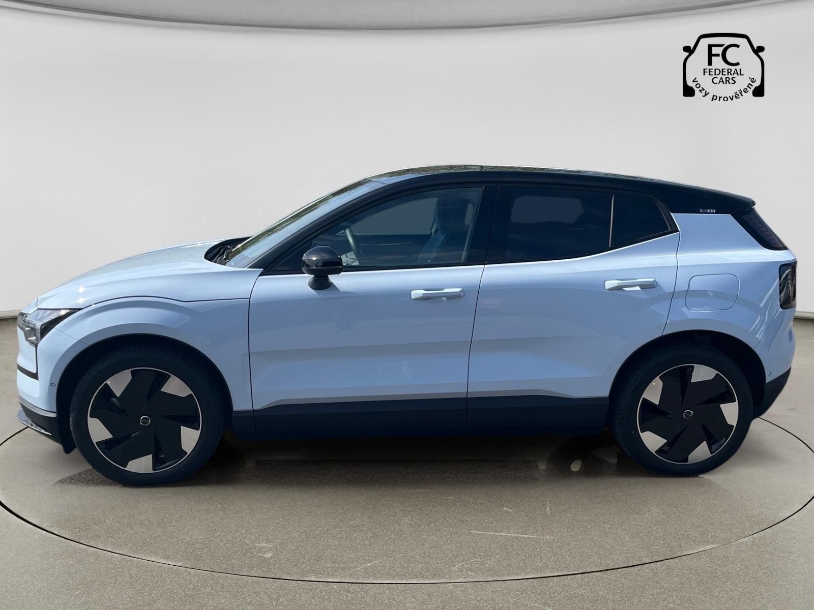 Volvo EX30, AWD Ultra Twin // TZ // + Kola - fotka 2