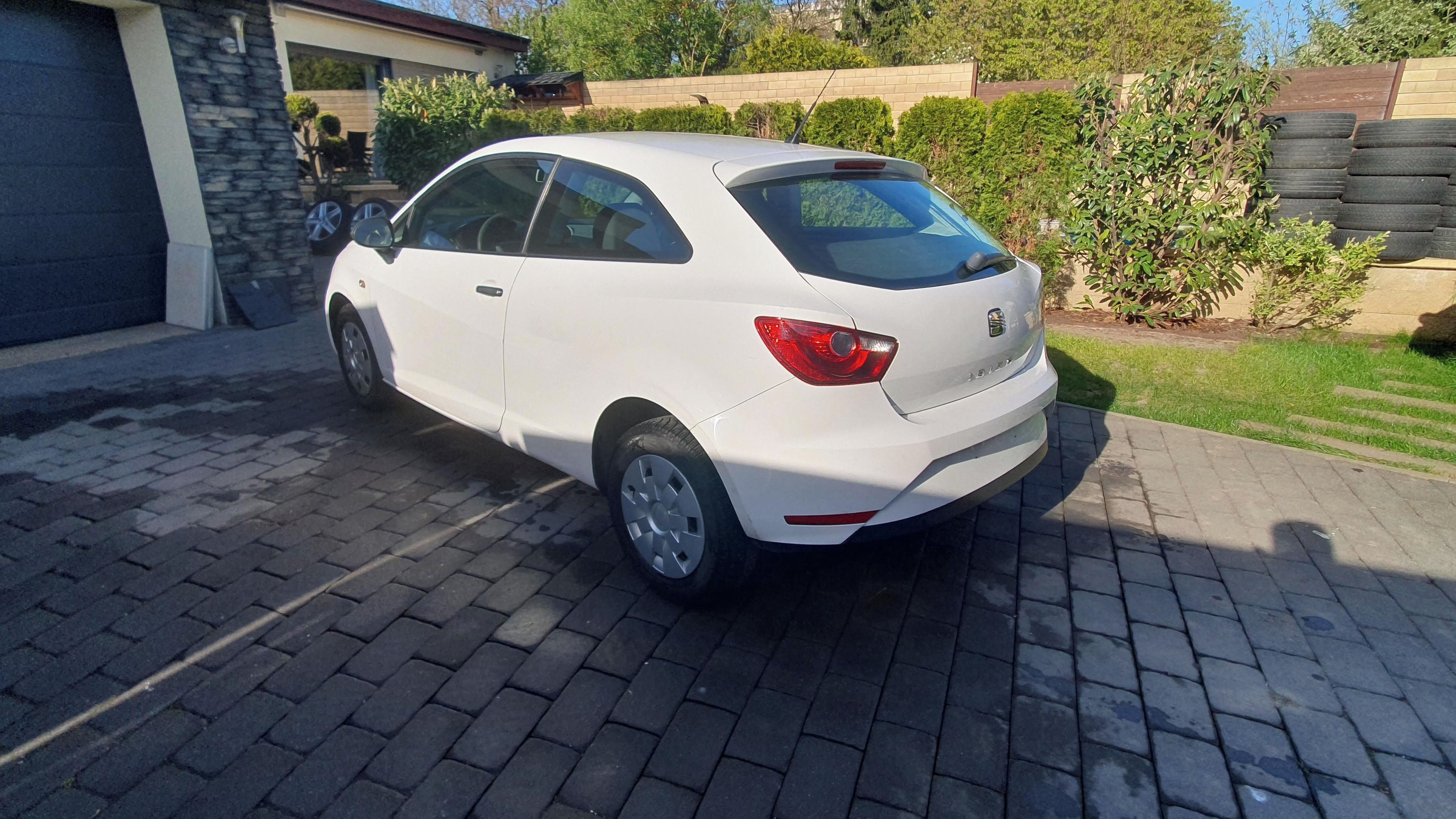 Seat Ibiza, 1.2i Reference - fotka 4