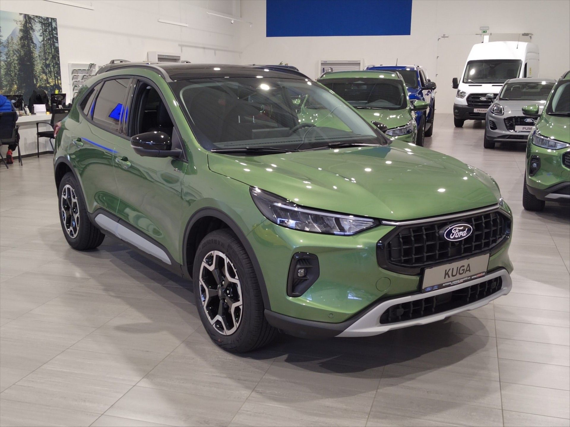 Ford Kuga, 2,5 Duratec PHEV FWD 178 kW eC - fotka 4