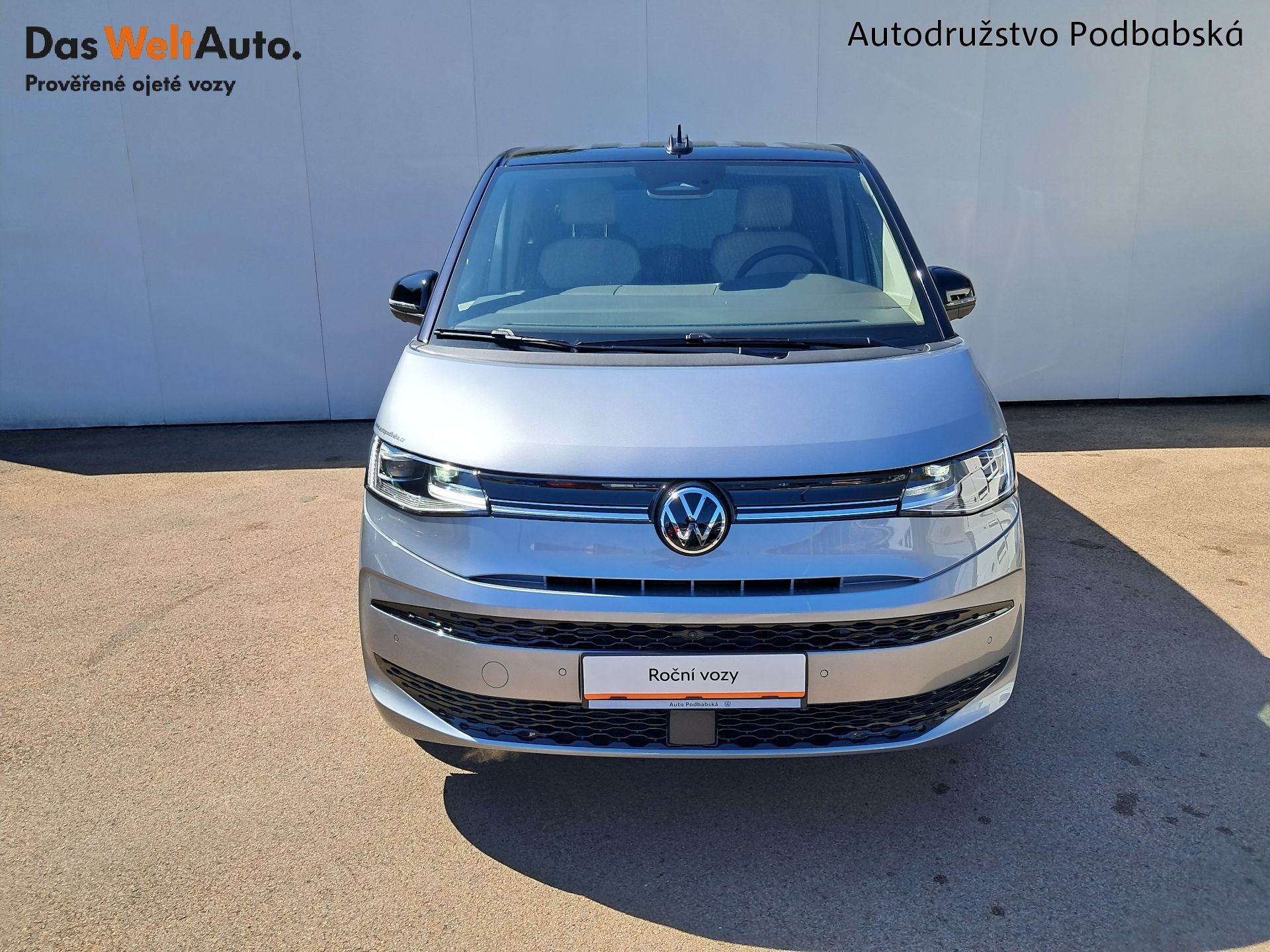 Volkswagen Multivan, VW Multivan Long Life 1.5 TSI - fotka 4