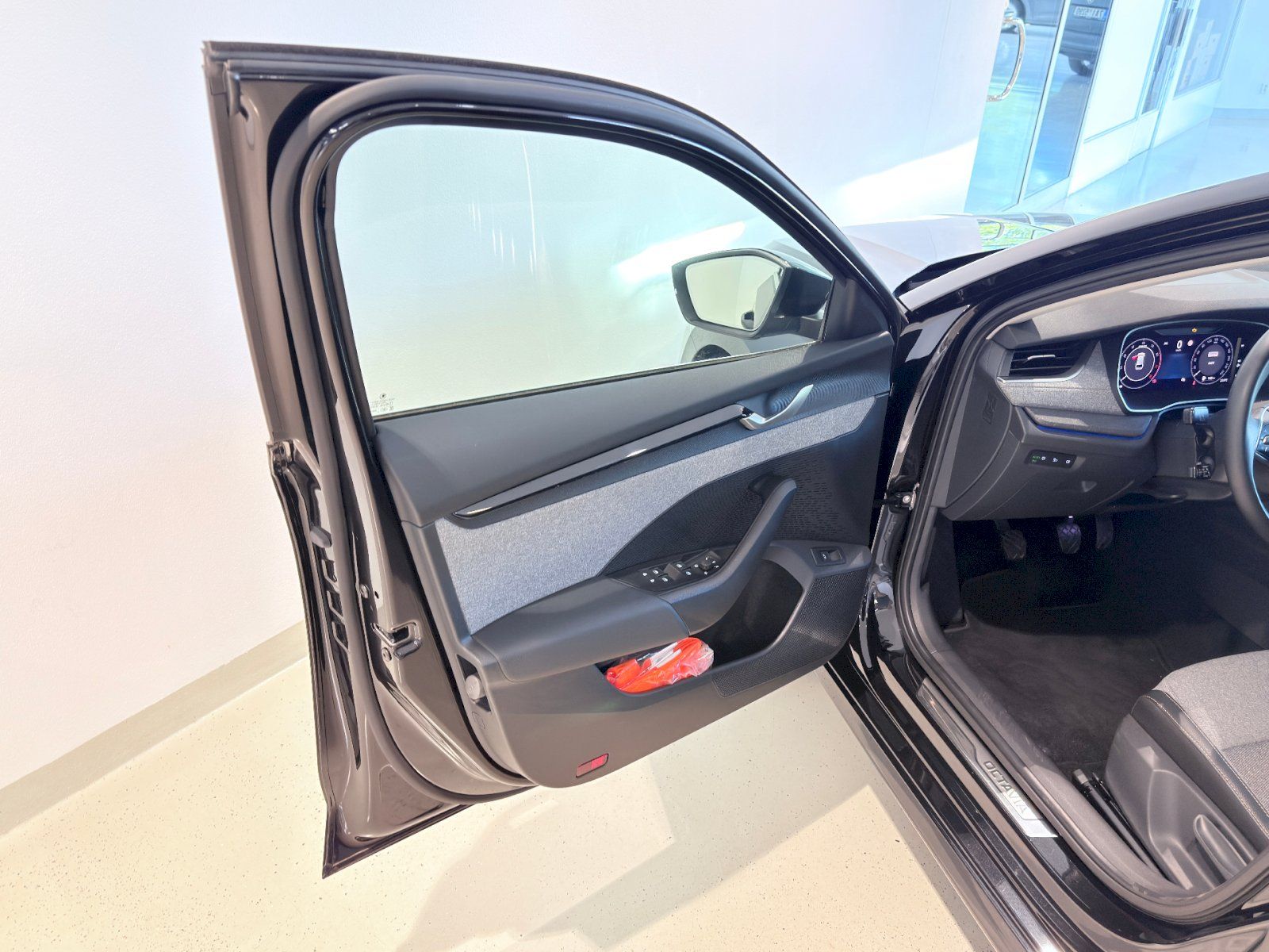Škoda Octavia, Combi Top Selection 1.5 TSI / - fotka 6