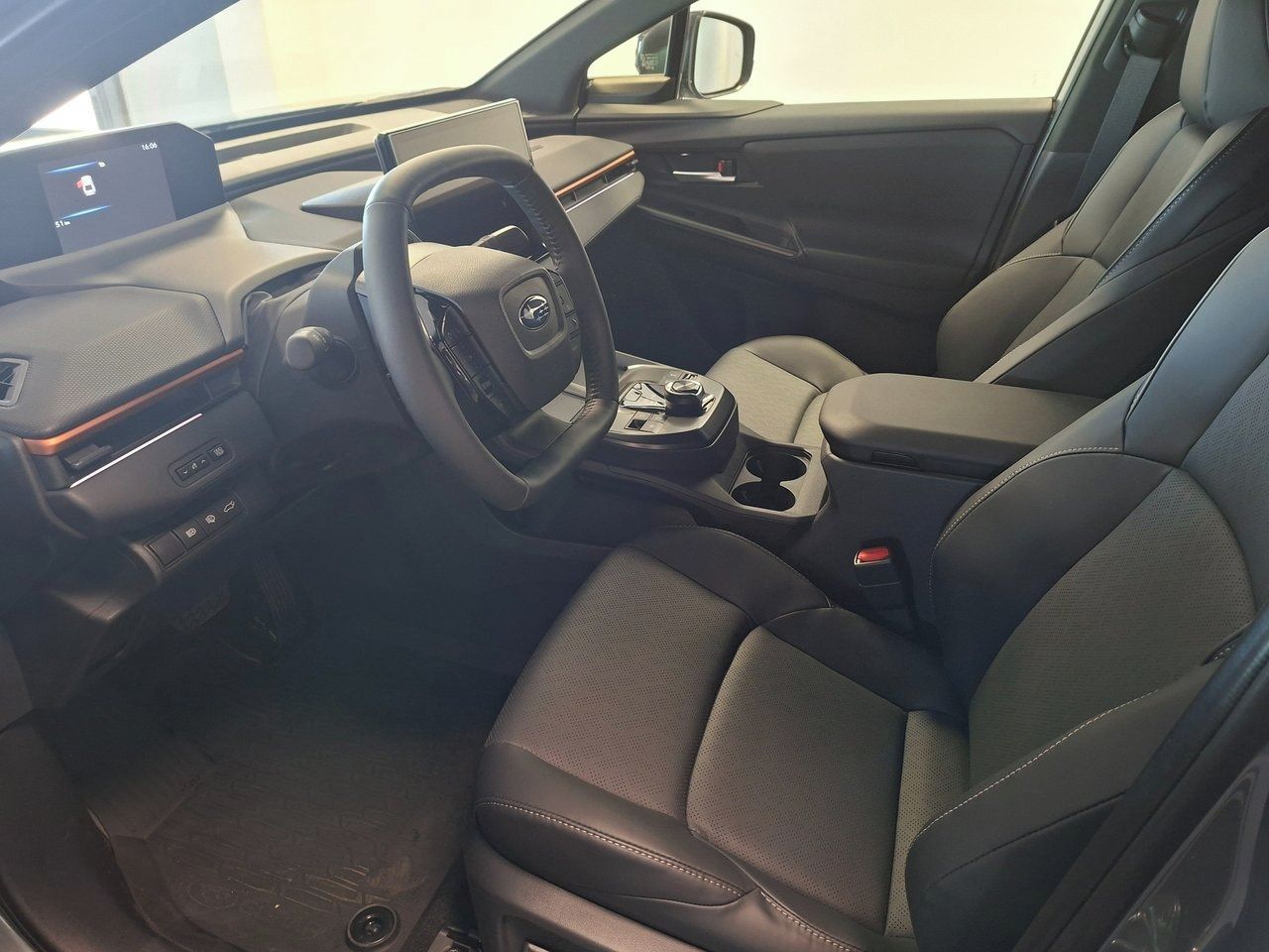 Subaru, Uncharted Touring AWD 77kWh - fotka 5