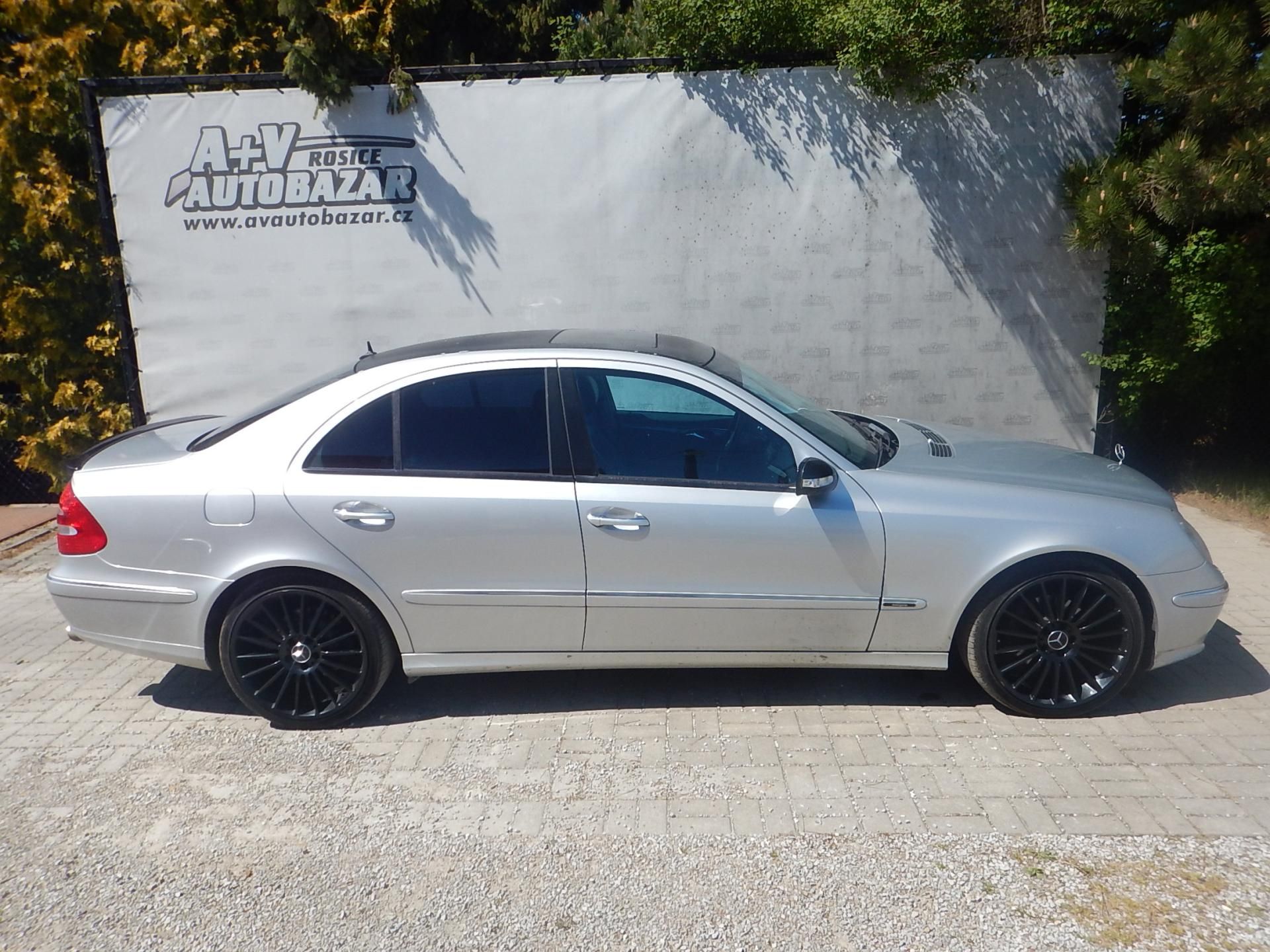 Mercedes-Benz Třídy E, E 350 4MATIC, DIGIKLIMA - fotka 6