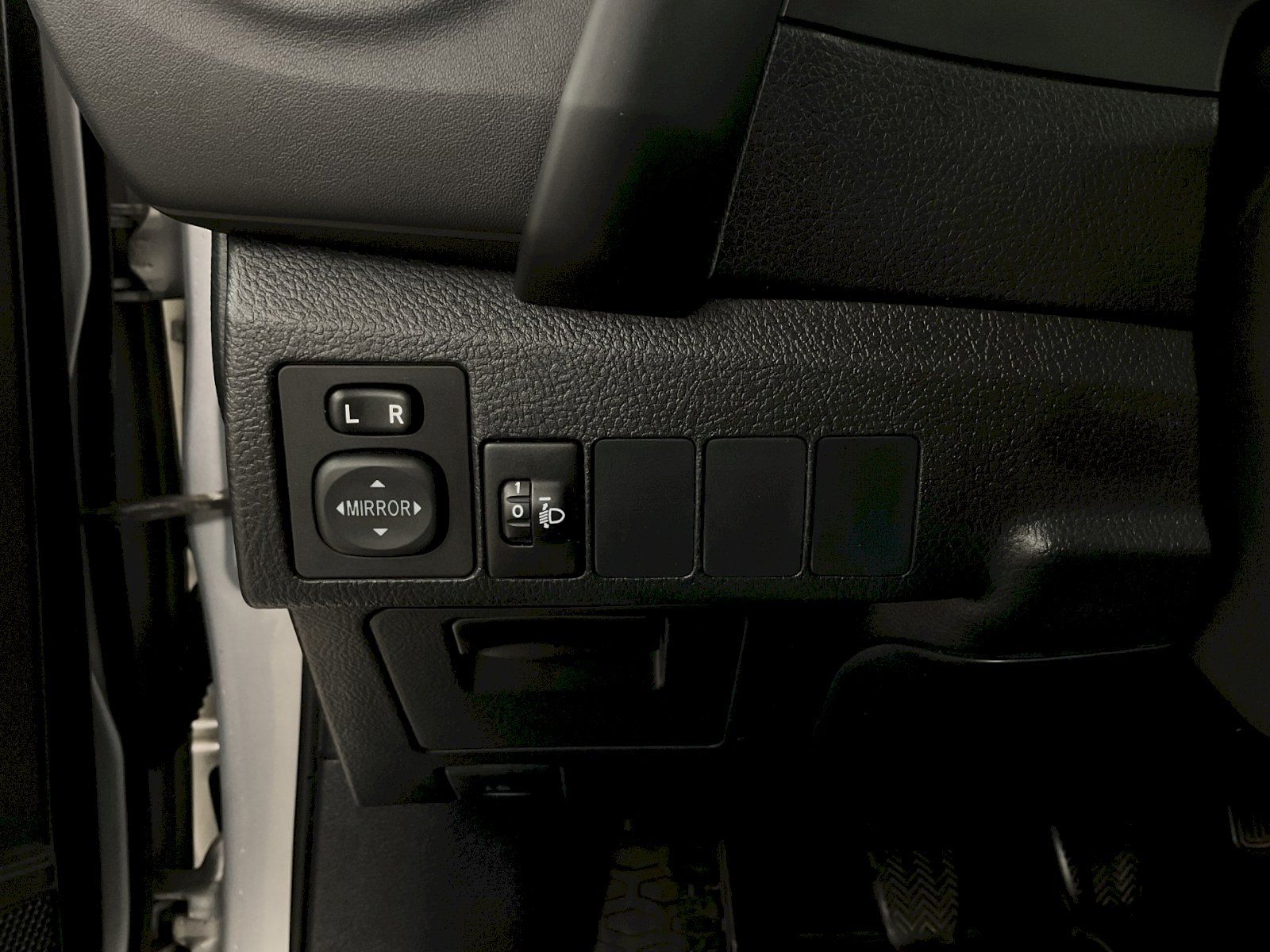 Toyota Auris, 1.6 D-4D Stop & Start Active - fotka 6