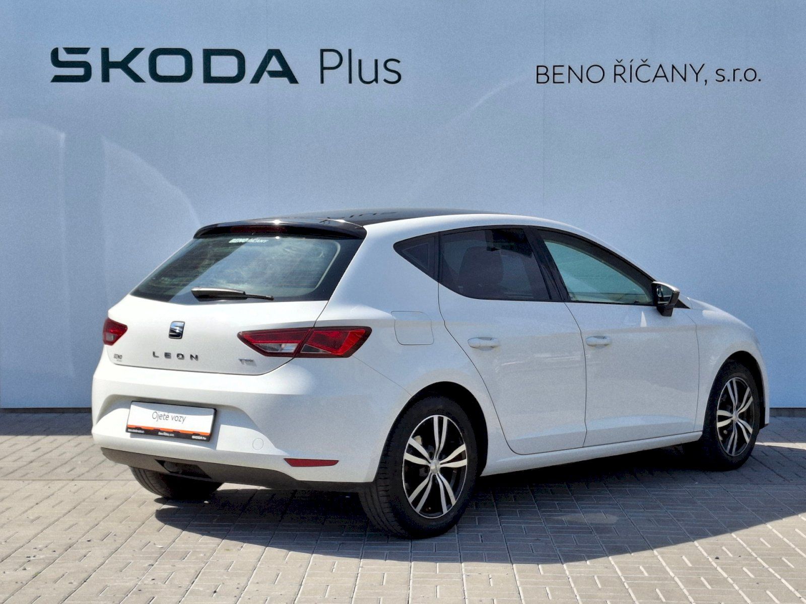 Seat Leon, Reference 1,2TSi 63kW - fotka 2