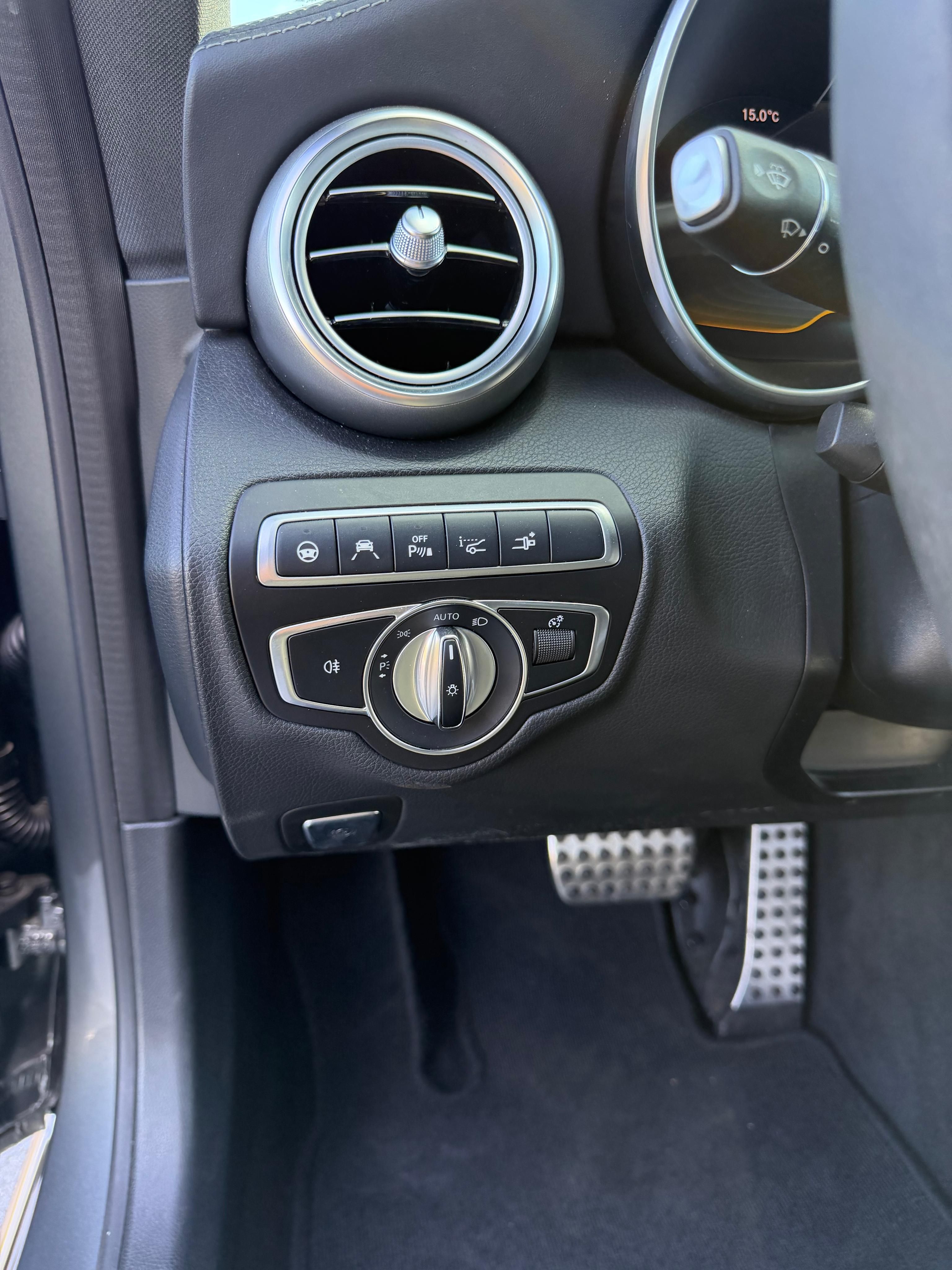 Mercedes-Benz Třídy C, Mercedes AMG C63S Coupe - fotka 5