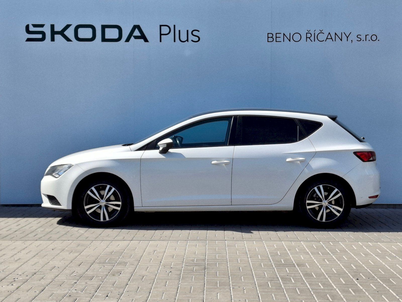 Seat Leon, Reference 1,2TSi 63kW - fotka 3