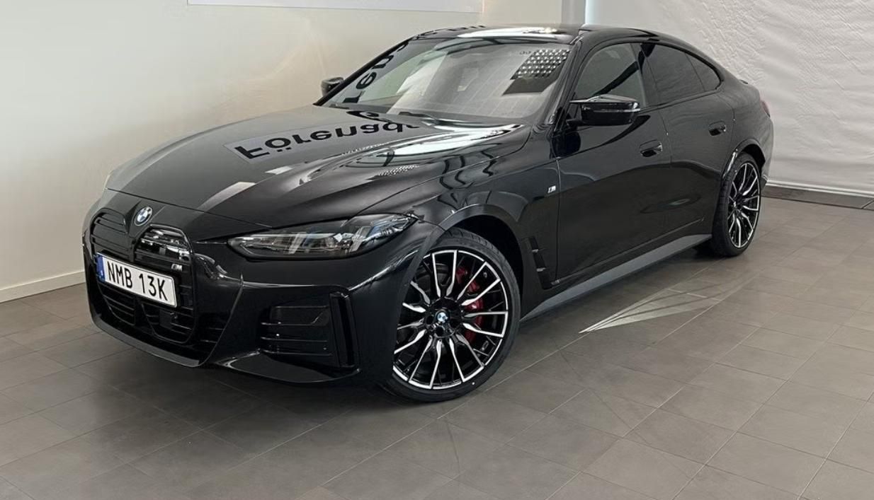 BMW i4, M60 xDrive GC M 360k Tažné HuD