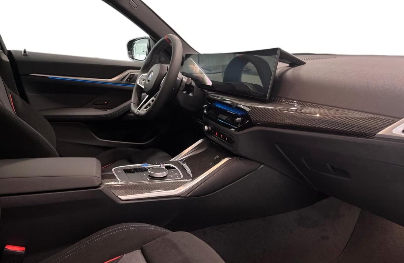 BMW i4, M60 xDrive GC M 360k HuD Tažné - fotka 6