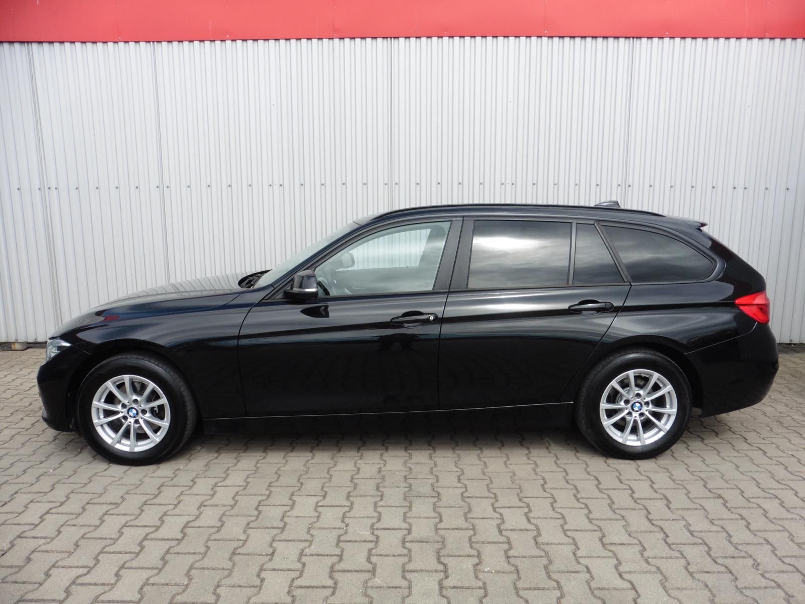 BMW Řada 3, 320d xDrive Advantage Touring - fotka 5