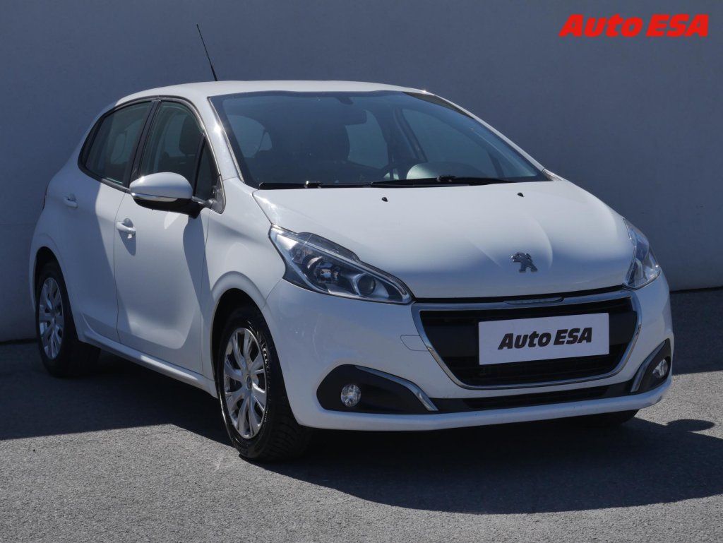 Peugeot 208, 1.2 Puretech,1.maj,ČR