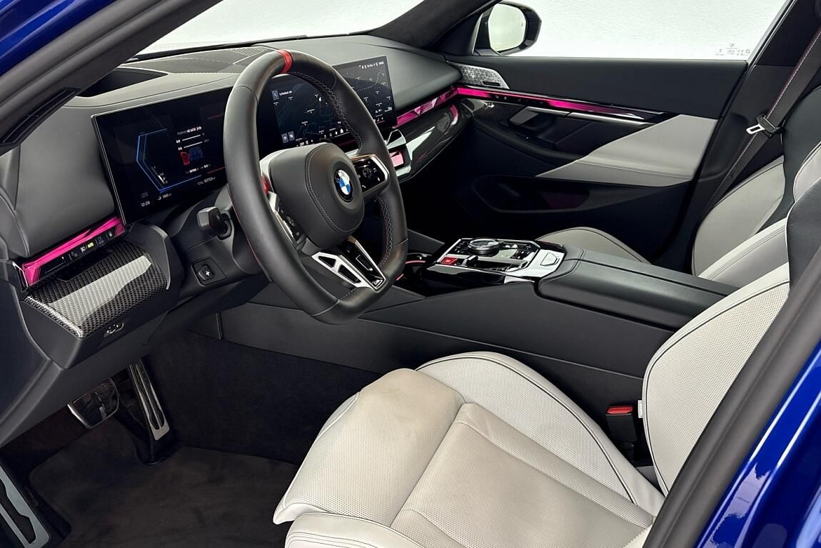 BMW M5, Sedan - fotka 6