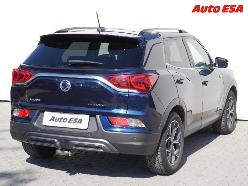 SsangYong Korando, 1.5T-GDi,1.maj,ČR,Automat - fotka 4