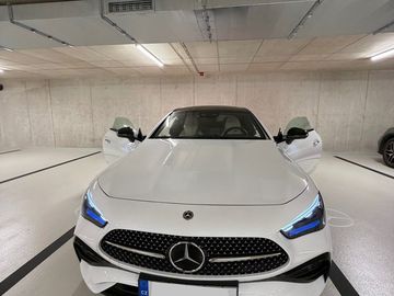 Mercedes CLE 450 bílé