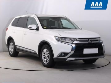2.2 DI-D, 4X4, 7 míst