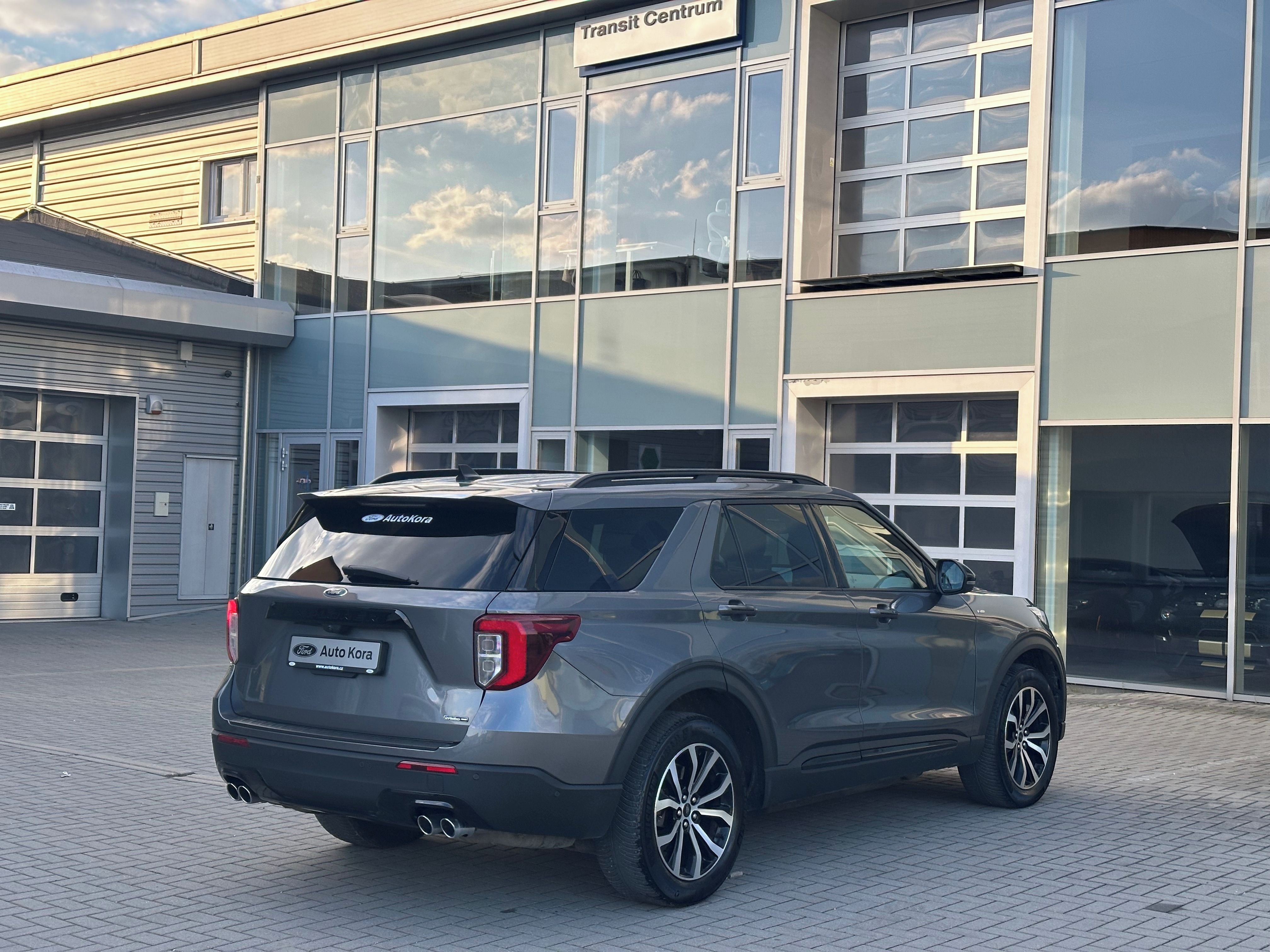 Ford Explorer, ST-Line PHEV 2022 ČR  Záruka - fotka 4