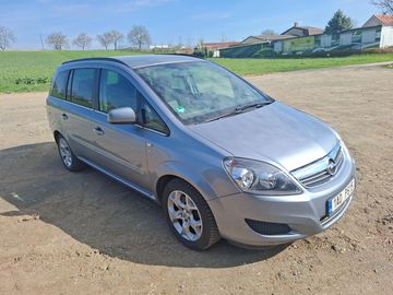 1.9 DCI 88KW, 7.mist,  tažné