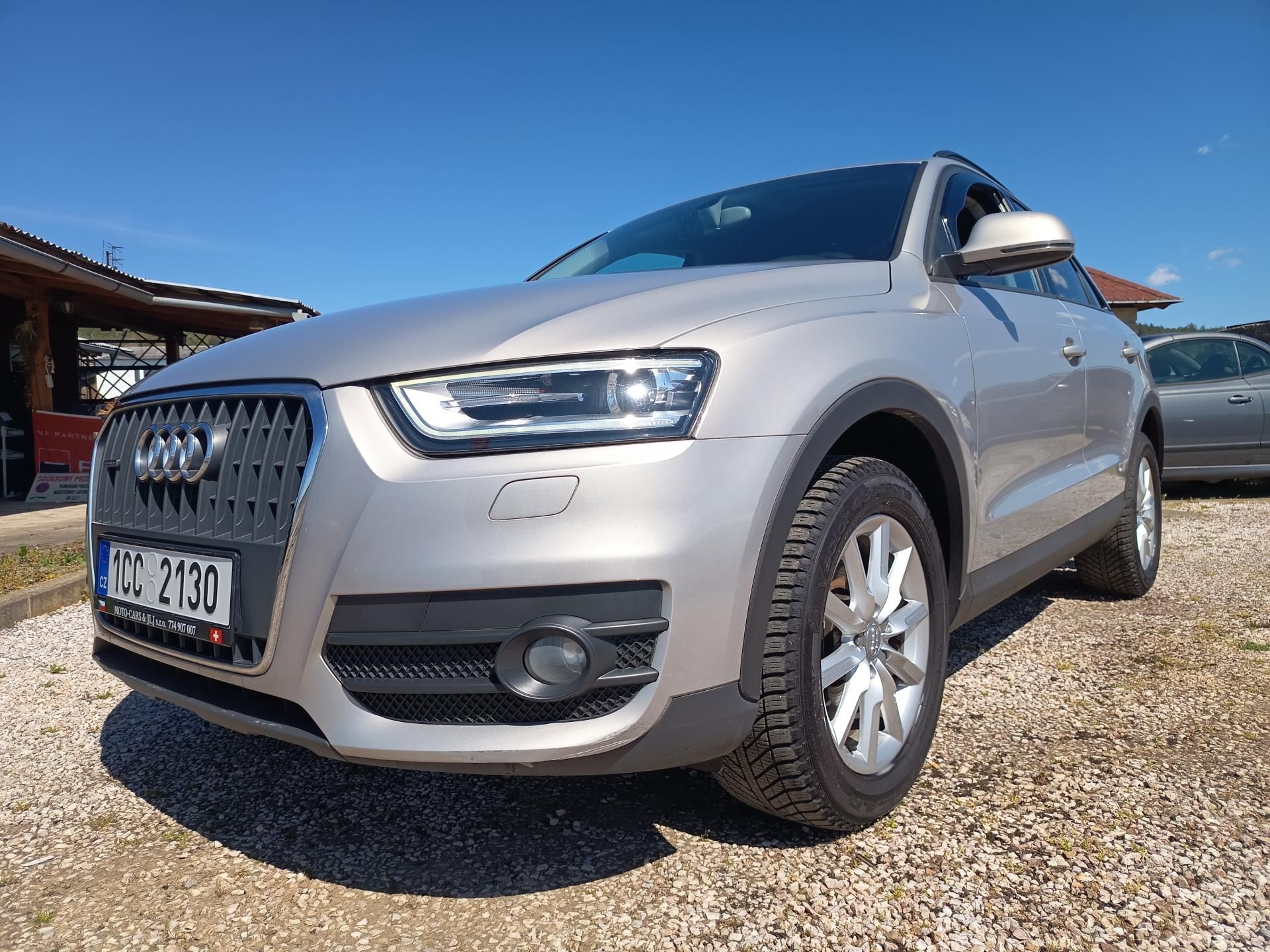 Audi Q3, 2.0 125kw Quatro 88tis KM!! - fotka 6