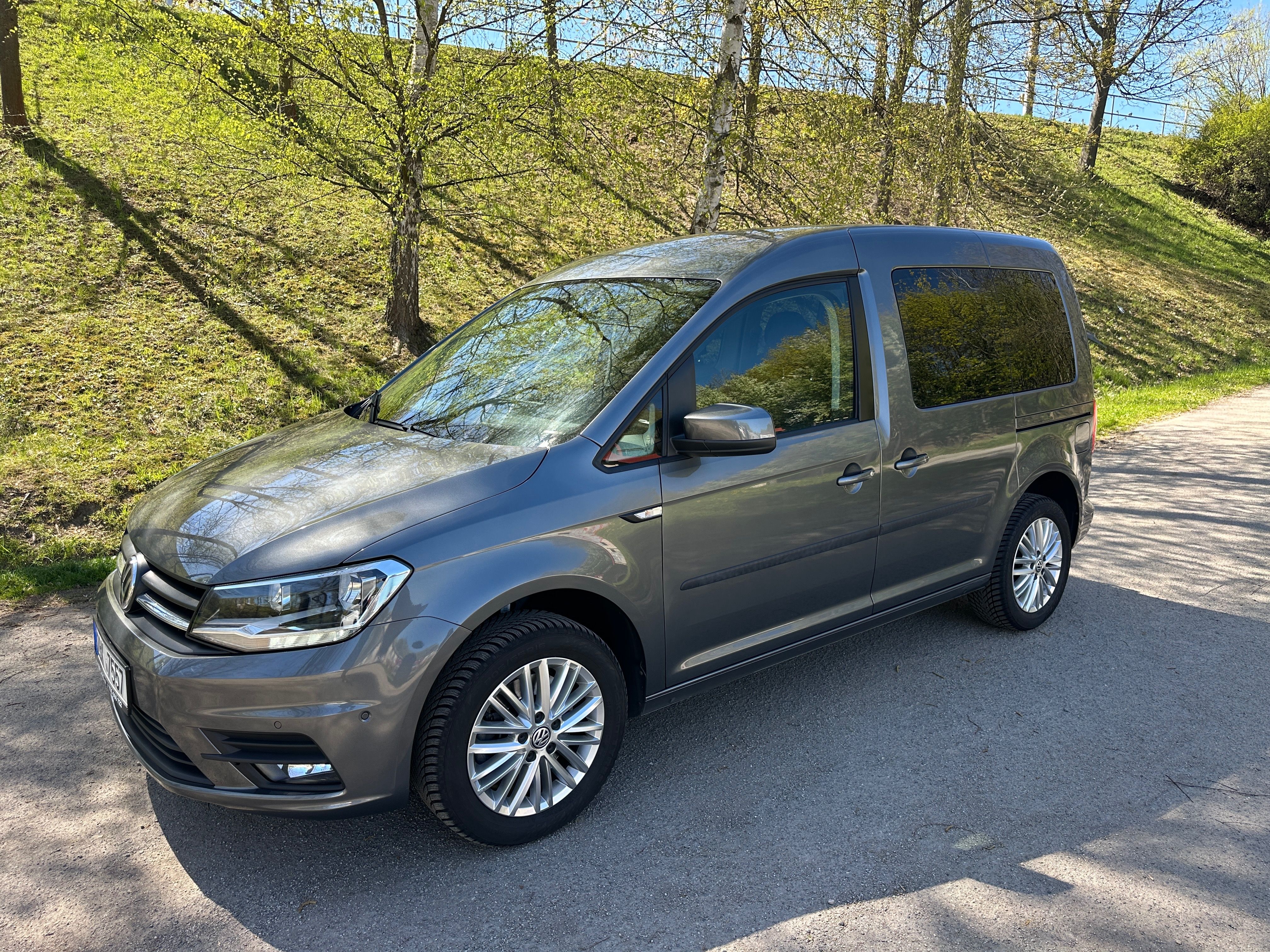 Volkswagen Caddy, 1.4 TSI, 96 kW, Tažné,Top Stav