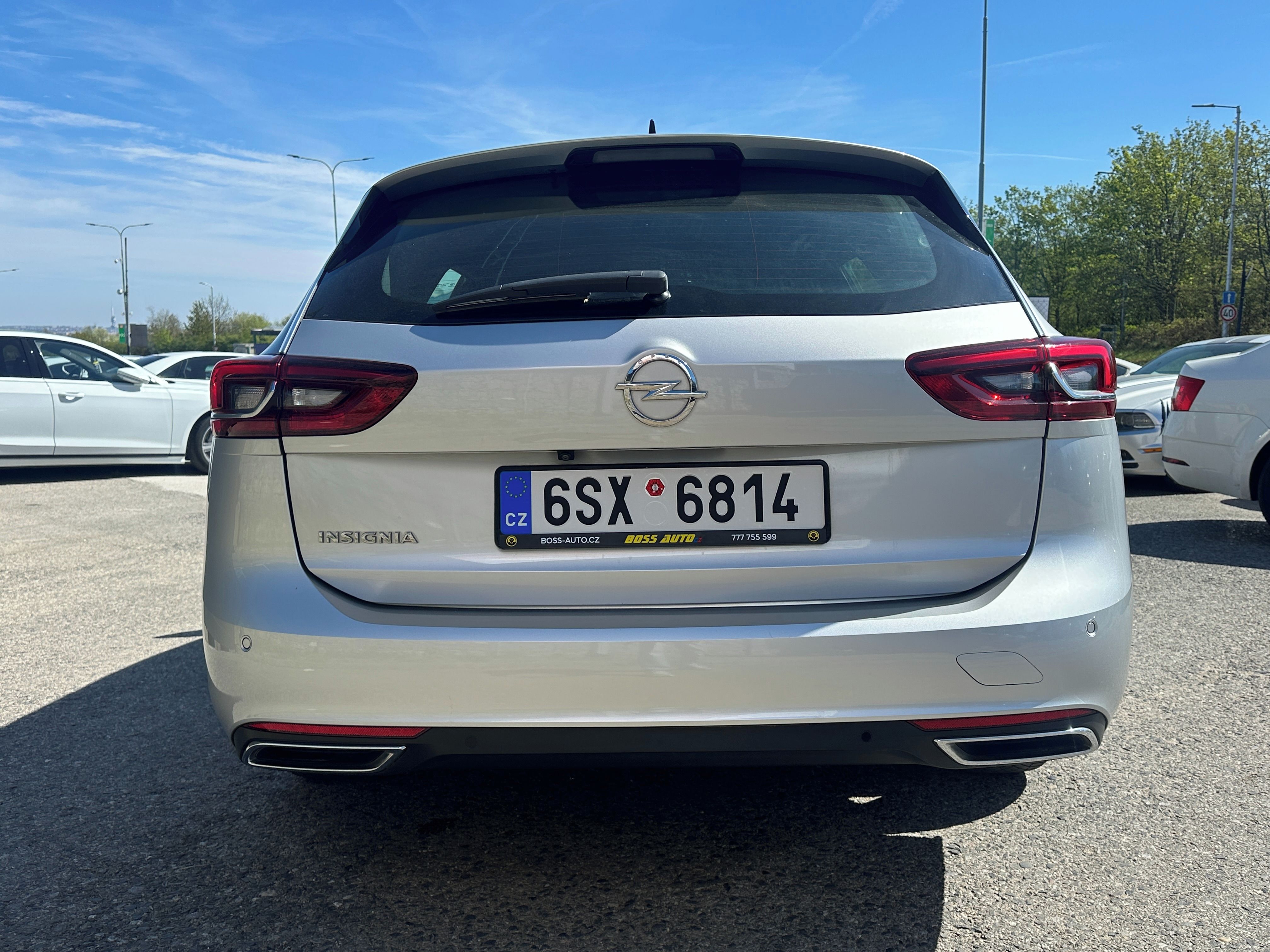 Opel Insignia, Opel Insignia Sports Tourer - fotka 5